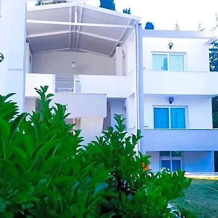 Camlikosk 3* غومْبيت
